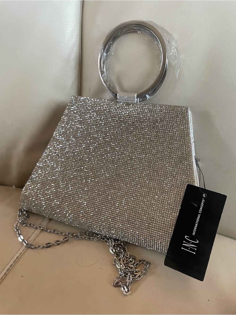 🤍🩶🤍 INC International Concepts Silver Crystal Ring-Handle and Chain Clutch 💃🕺